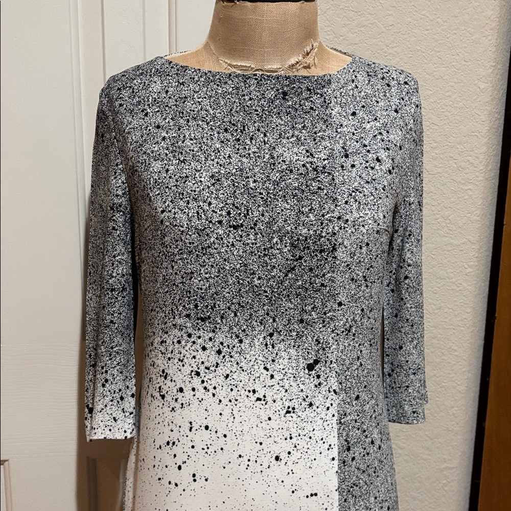 Boss Black and White Long Sleeve Dress - Picture 2 of 6